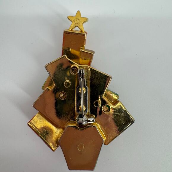 Vintage Enamel Rhinestone Christmas Tree Gift Stack Brooch Pin - Picture 2 of 3